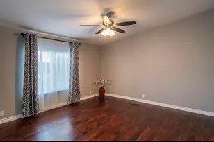 134 Owyhee Ln, Roseburg, OR 97471 - Photo 13