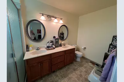 253 SW Central Avenue, Grants Pass, OR 97526 - Photo 27