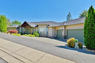 1893 NW Sunview Pl, Grants Pass, OR 97526 - Photo 53