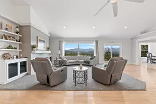 1893 NW Sunview Pl, Grants Pass, OR 97526 - Photo 7