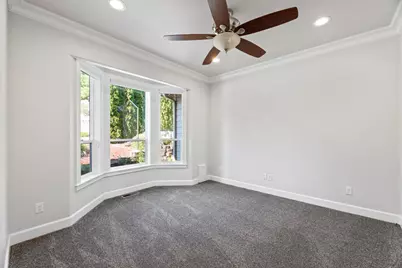 1893 NW Sunview Place, Grants Pass, OR 97526 - Photo 13