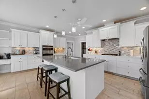 1893 NW Sunview Pl, Grants Pass, OR 97526 - Photo 5