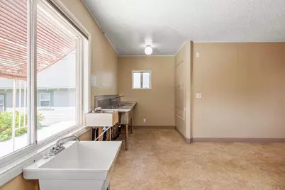 1146 Pine Street, Klamath Falls, OR 97601 - Photo 55