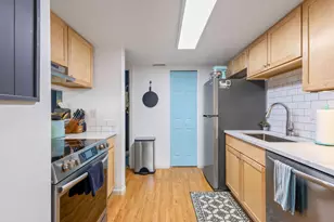 111 NW Hawthorne Ave, Bend, OR 97703 - Photo 13