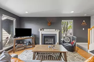 111 NW Hawthorne Ave, Bend, OR 97703 - Photo 9