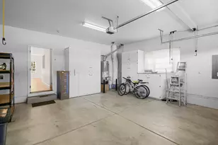 369 Meadow Dr, Ashland, OR 97520 - Photo 15