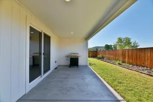 700 Nottingham Terrace, Eagle Point, OR 97524 - Photo 21