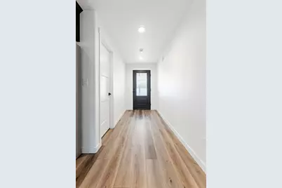 700 Nottingham Terrace, Eagle Point, OR 97524 - Photo 7