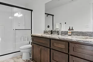 700 Nottingham Terrace, Eagle Point, OR 97524 - Photo 17