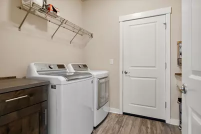 20864 SE Sunniberg Lane, Bend, OR 97702 - Photo 21