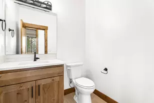 56217 Rockcress Ln, Bend, OR 97707 - Photo 15