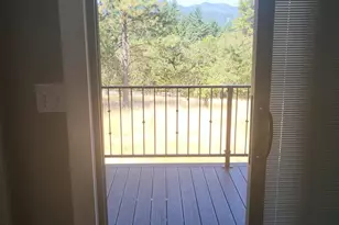 484 Shadow Hills Dr, Grants Pass, OR 97526 - Photo 19