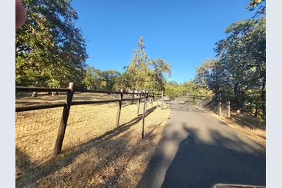 484 Shadow Hills Drive, Grants Pass, OR 97526 - Photo 65