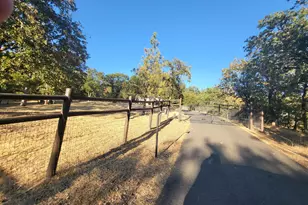 484 Shadow Hills Dr, Grants Pass, OR 97526 - Photo 65