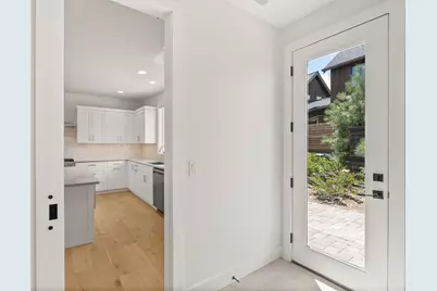 61309 Howe Way, Bend, OR 97702 - Photo 23