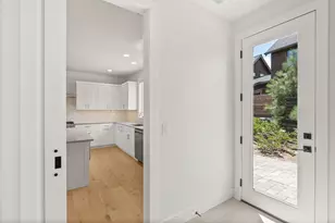 61309 Howe Wy, Bend, OR 97702 - Photo 23