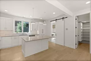 61309 Howe Wy, Bend, OR 97702 - Photo 15