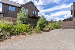 61309 Howe Wy, Bend, OR 97702 - Photo 35