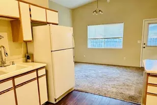 1211 Locust St, Medford, OR 97501 - Photo 21