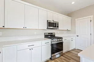 1050 SE Clover Ln, Madras, OR 97741 - Photo 11