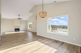 1050 SE Clover Ln, Madras, OR 97741 - Photo 13