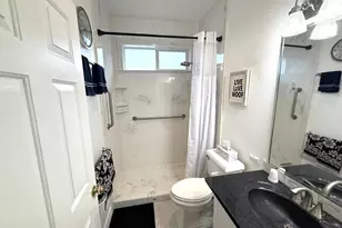 713 Eastridge Dr, Medford, OR 97504 - Photo 33