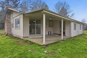 643 Covered Bridge Rd, Rogue River, OR 97537 - Photo 21