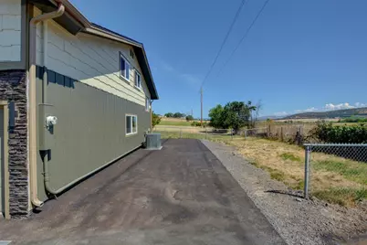 2477 Coker Butte Road, Medford, OR 97504 - Photo 41