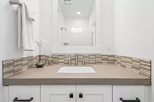 1650 NW Lewis St, Bend, OR 97703 - Photo 23