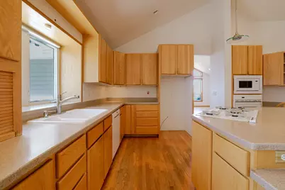 705 NE Chapel Street, Madras, OR 97741 - Photo 19