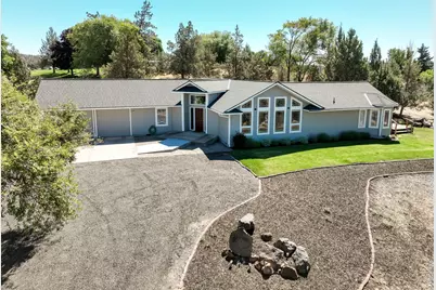 705 NE Chapel Street, Madras, OR 97741 - Photo 3