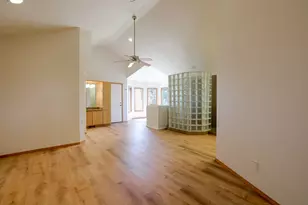 705 NE Chapel St, Madras, OR 97741 - Photo 37