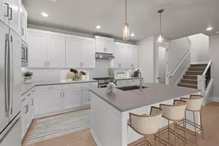 1332 NW Ochoa Dr, Bend, OR 97703 - Photo 3