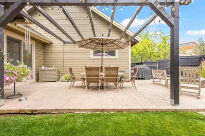 301 SE Larkspur Drive, Madras, OR 97741 - Photo 37