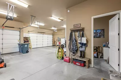 301 SE Larkspur Drive, Madras, OR 97741 - Photo 31