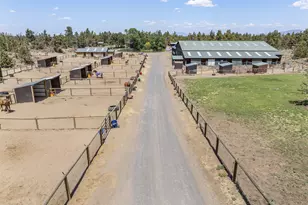 22500 Alfalfa Market Rd, Bend, OR 97701 - Photo 15