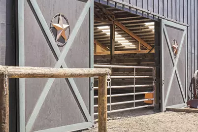 22500 Alfalfa Market Road, Bend, OR 97701 - Photo 19