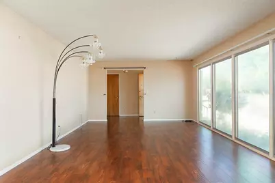 1195 E Park Street, Grants Pass, OR 97527 - Photo 3