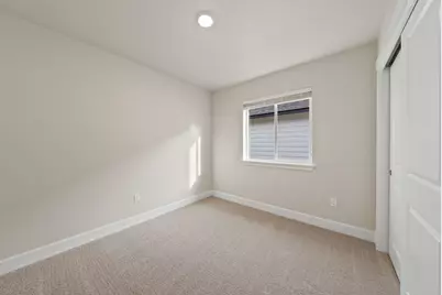 4046 SW Obsidian Avenue #191, Redmond, OR 97756 - Photo 11