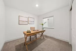 4034 SW Obsidian Pl, Redmond, OR 97756 - Photo 13