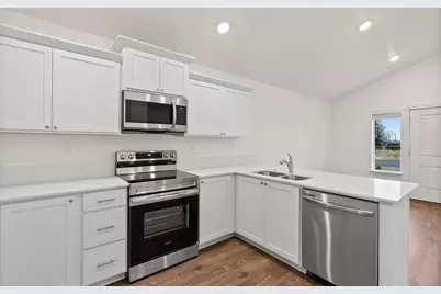 4034 SW Obsidian Place #192, Redmond, OR 97756 - Photo 23