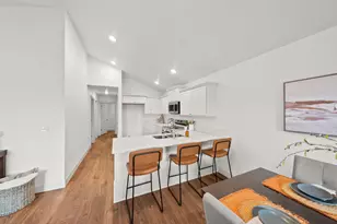 4034 SW Obsidian Pl, Redmond, OR 97756 - Photo 9