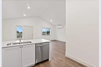 4034 SW Obsidian Place #192, Redmond, OR 97756 - Photo 25