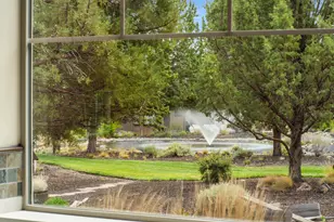 205 Vista Rim Dr, Redmond, OR 97756 - Photo 27