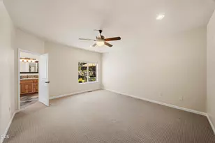 205 Vista Rim Dr, Redmond, OR 97756 - Photo 33