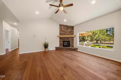 205 Vista Rim Drive, Redmond, OR 97756 - Photo 19