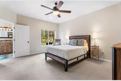 205 Vista Rim Drive, Redmond, OR 97756 - Photo 23