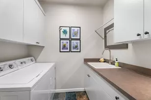 205 Vista Rim Dr, Redmond, OR 97756 - Photo 17