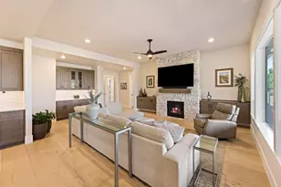 1433 NW Ochoa Dr, Bend, OR 97703 - Photo 13