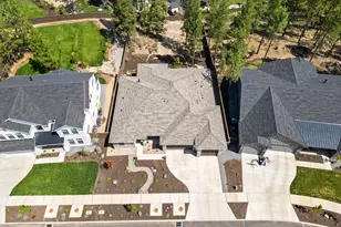 1433 NW Ochoa Dr, Bend, OR 97703 - Photo 53